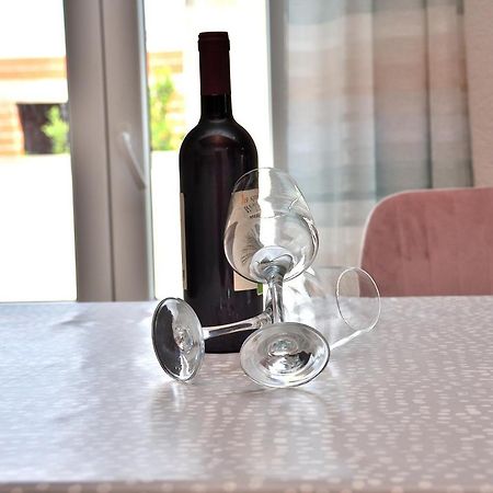 Apartment Leonora Vodice Kültér fotó