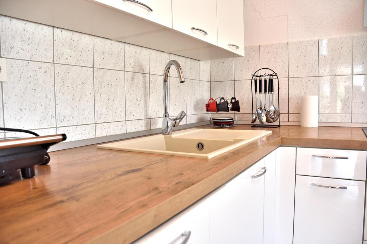 Apartment Leonora Vodice Kültér fotó