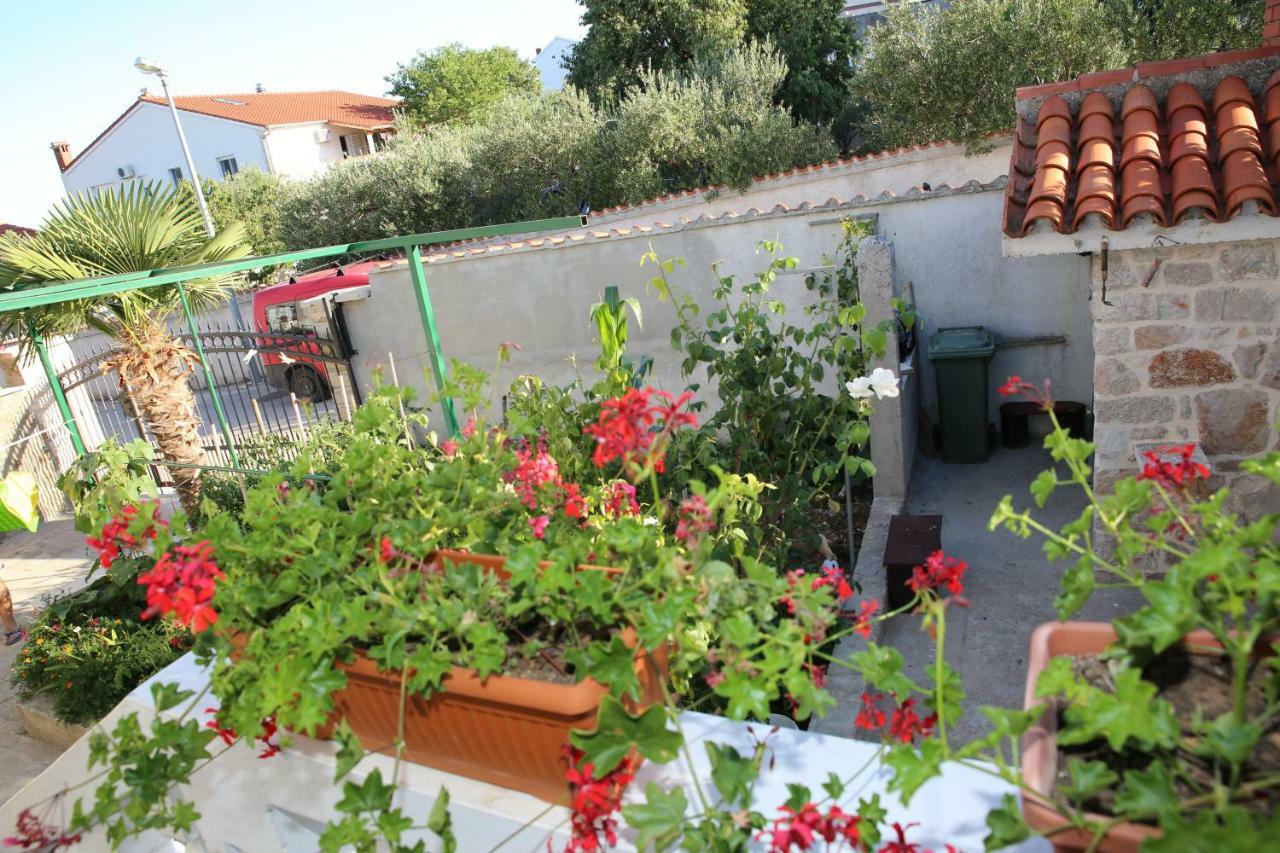 Apartment Leonora Vodice Kültér fotó
