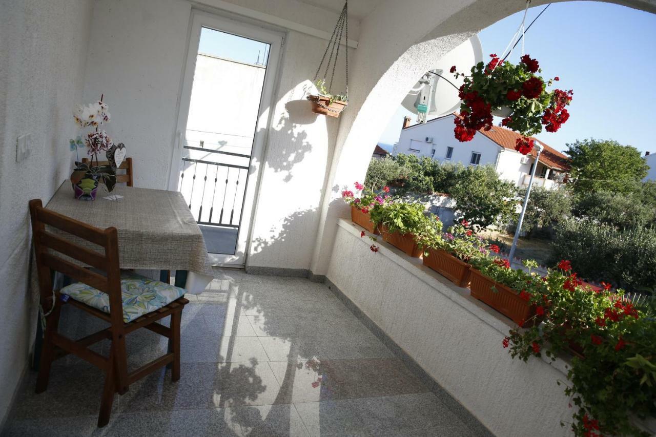 Apartment Leonora Vodice Kültér fotó